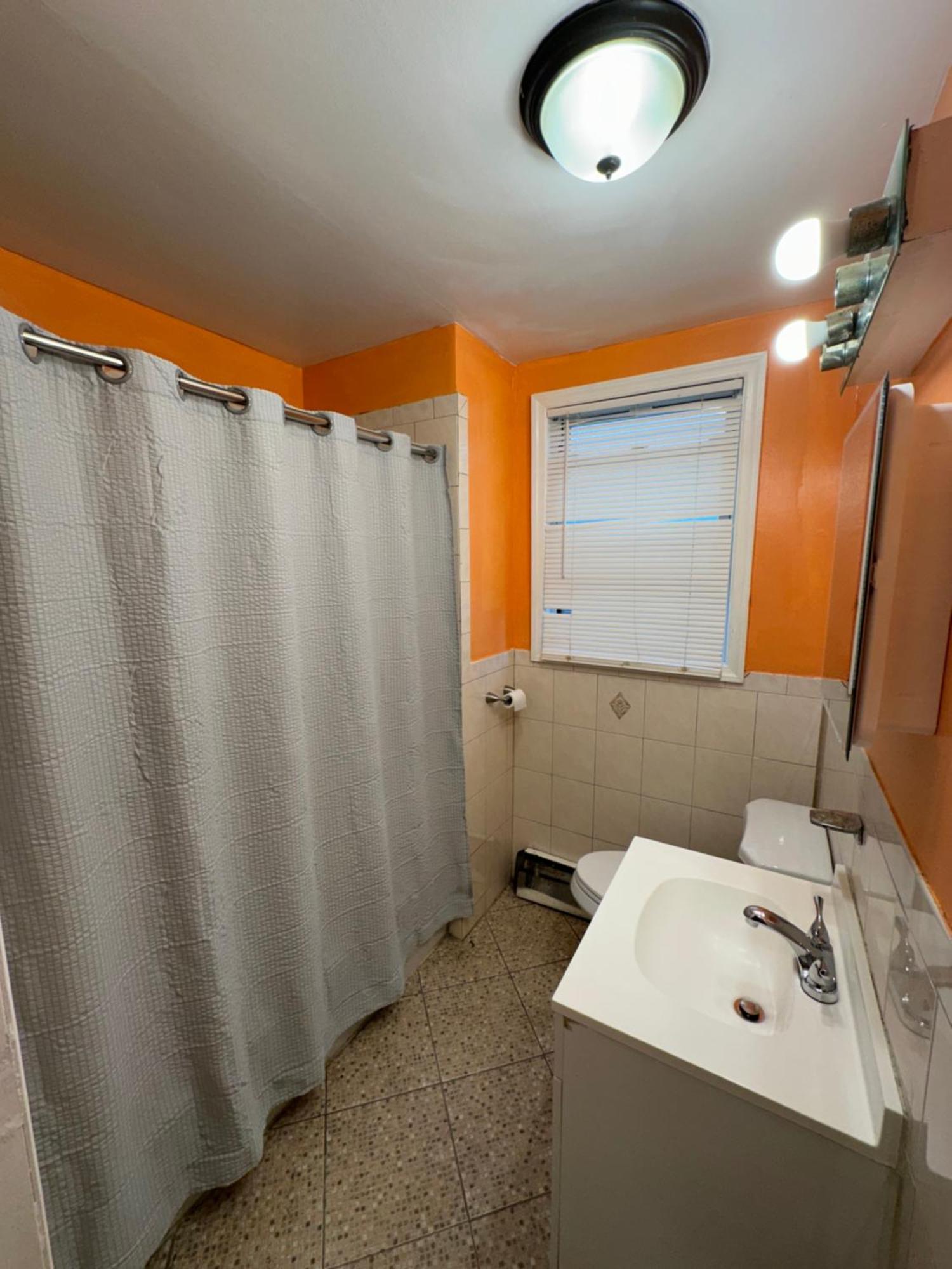 Fidellia Iron Room, Queen Bed Minutes From Newark Liberty International Airport And Newark Penn Station Exterior foto